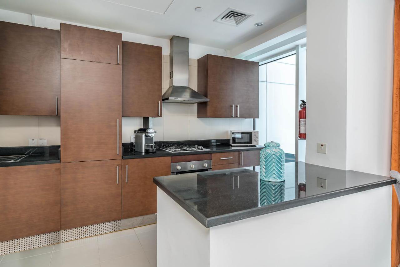 Dream Inn Apartments- West Wharf Tower Canal View Dubai Exterior foto
